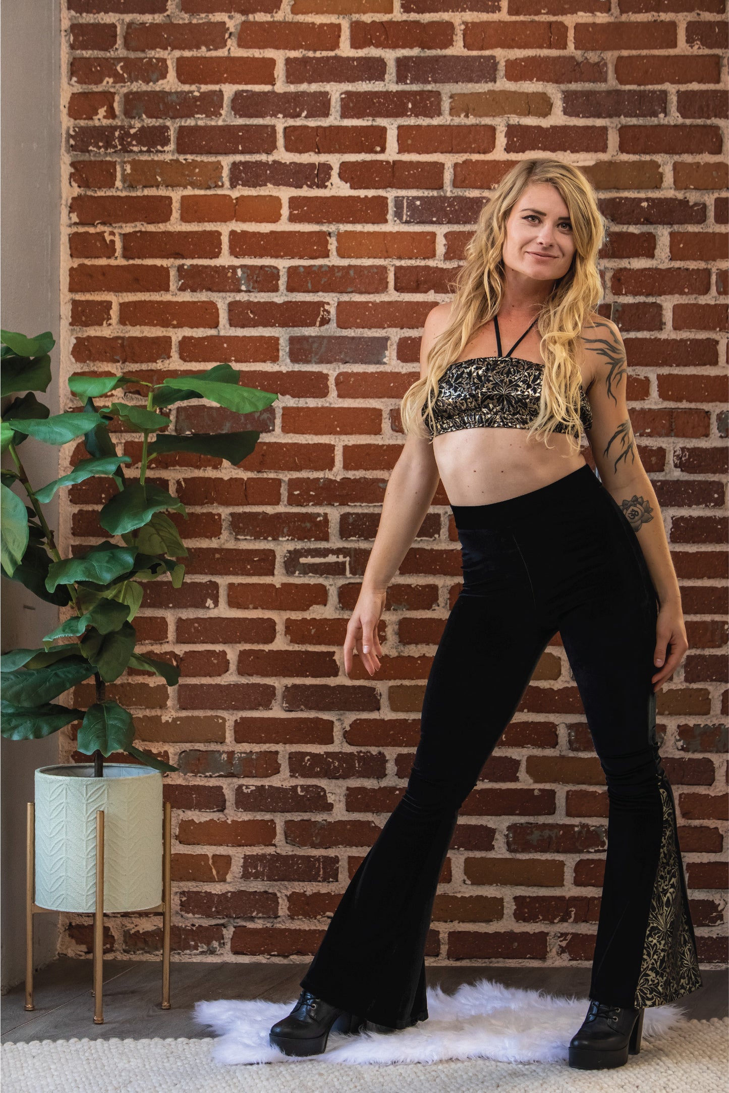 Black and Gold Velvet High Waist Pants